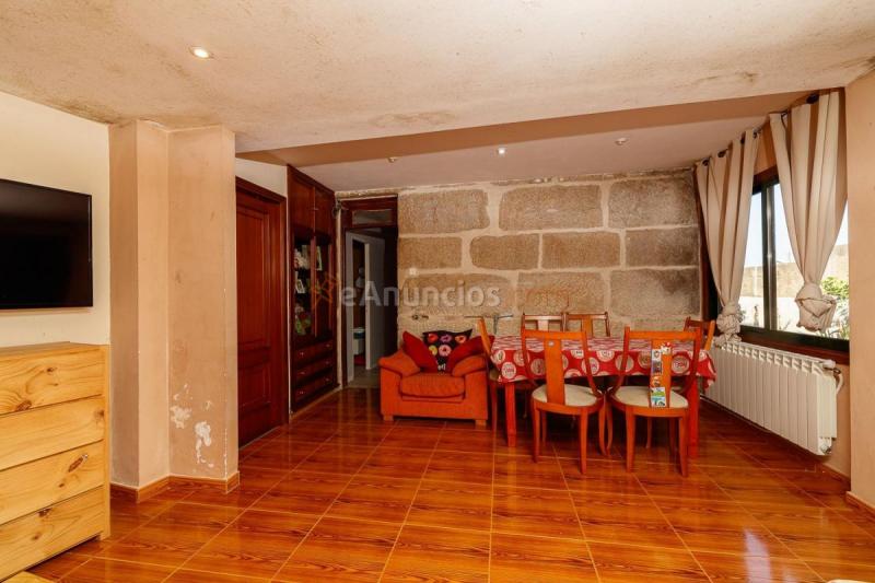 Adosado en venta en  Comesaña - Matamá, Vigo