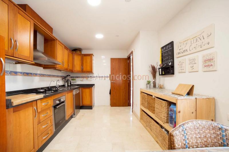 Adosado en venta en  Bellavista - Capiscol - Frank Espinós, San Juan de Alicante