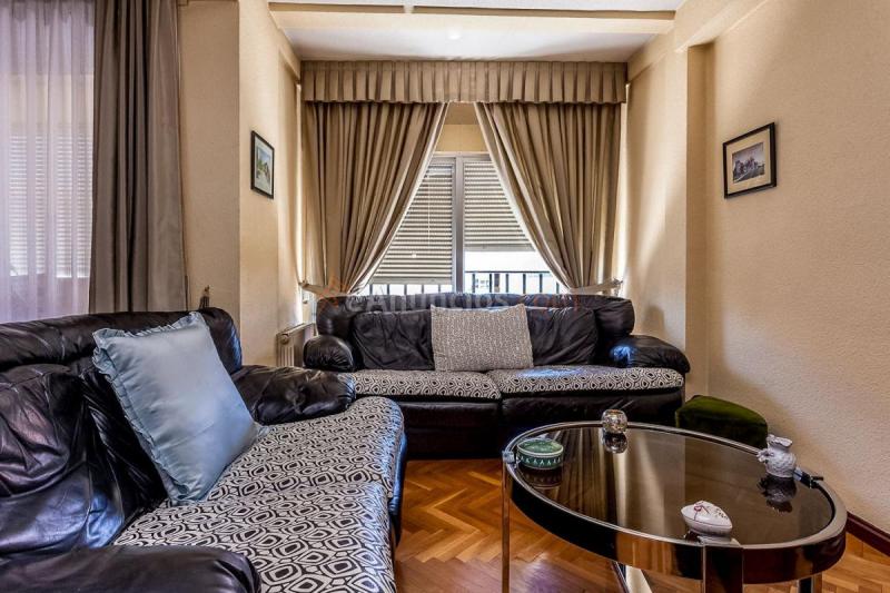 Apartamento en venta en  Moratalaz, Madrid