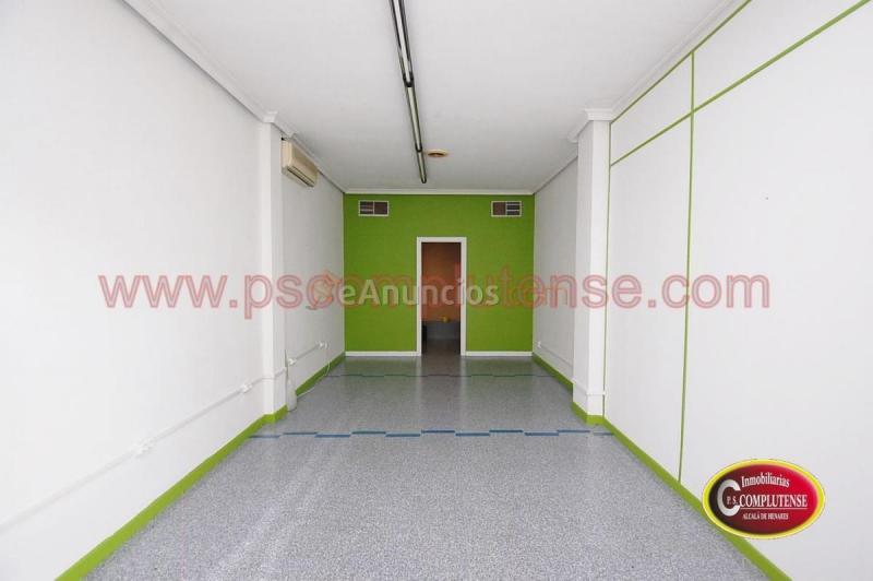 Local Comercial en venta en  Val, Alcalá de Henares