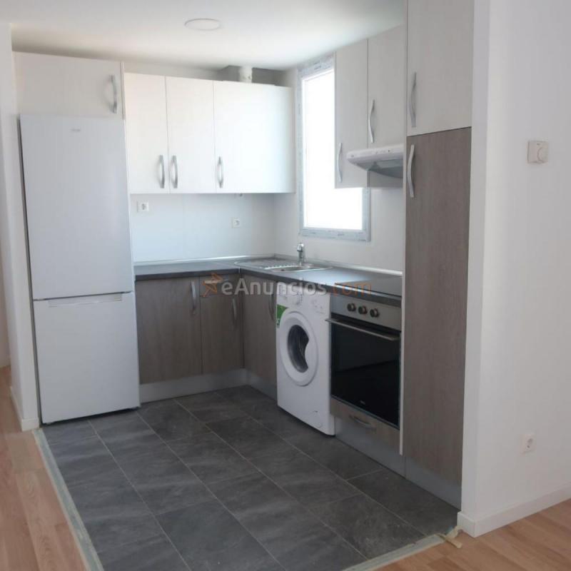 Apartamento en alquiler en Calle Ávila, Delicias, Zaragoza