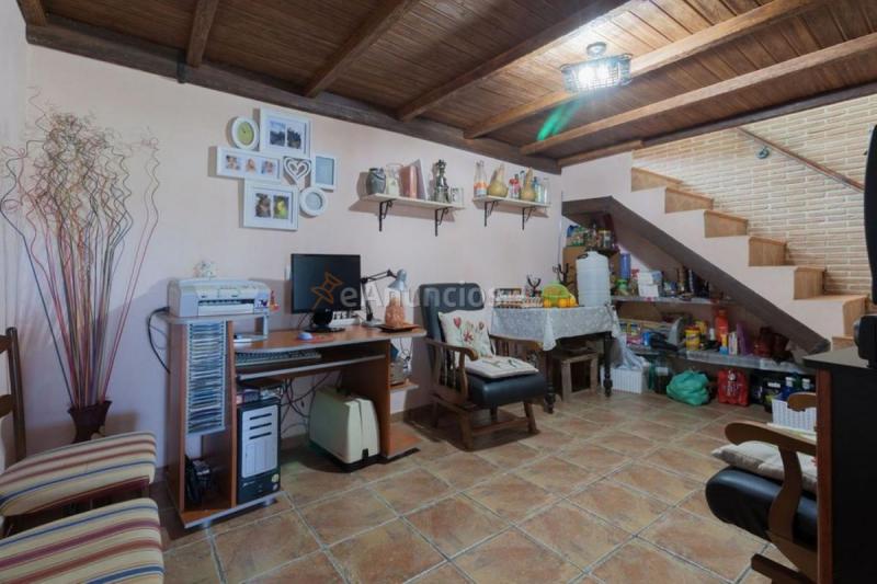 Adosado en venta en  Carcabuey