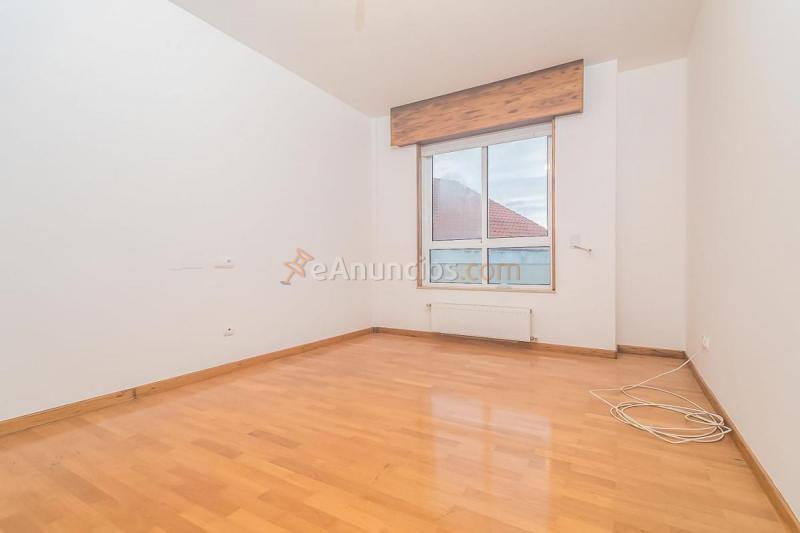 Adosado en venta en  Oleiros, Oleiros