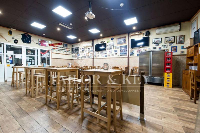 Local Comercial en alquiler en Calle de la Hacienda de Pavones, Moratalaz, Madrid