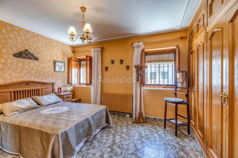 Casa Rural en venta en  Luna