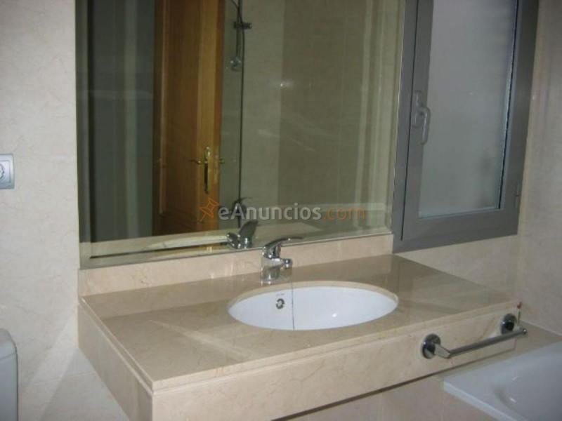 Apartamento en alquiler en Calle de la Moraña, Las Villas - Sta Ana, Valladolid