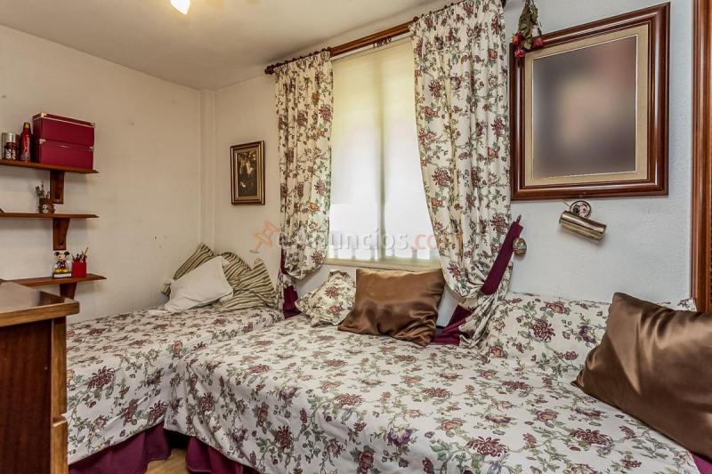 Apartamento en venta en  Ciudad Lineal, Madrid