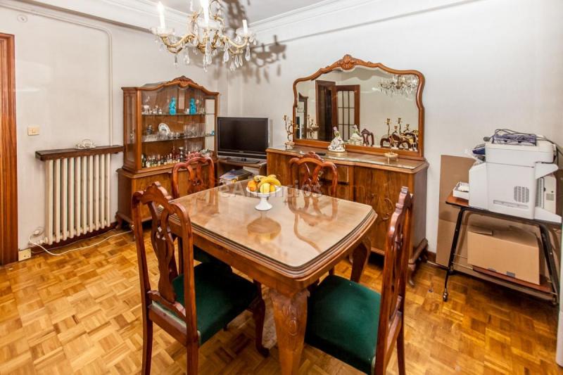 Apartamento en venta en  Zona sur - B Cortes, Burgos