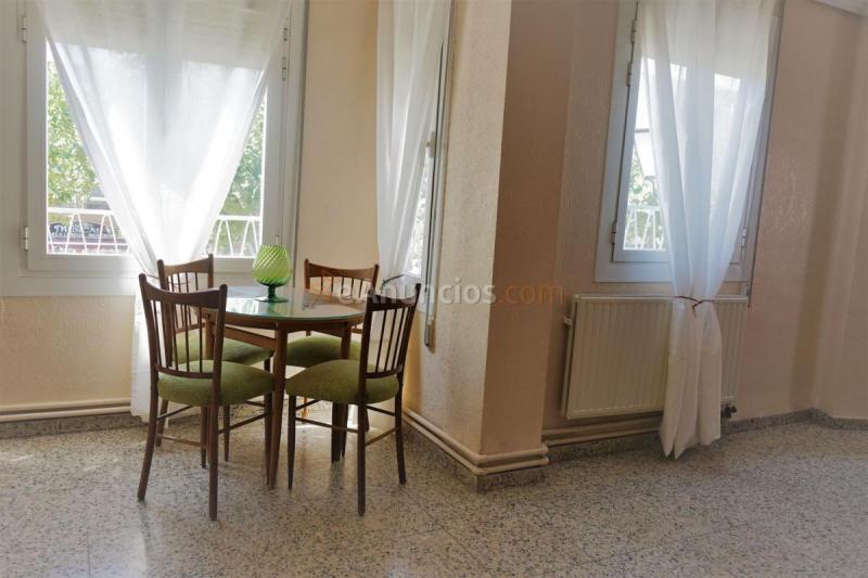 Apartamento en venta en Avenida Arrabal, Requena