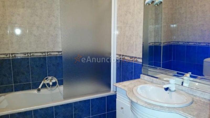 Adosado en venta en  Quéntar