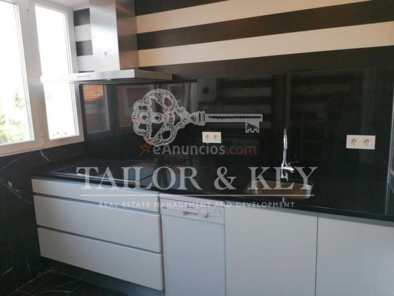 Apartamento en alquiler en Calle Puerto Rico, Chamartín, Madrid