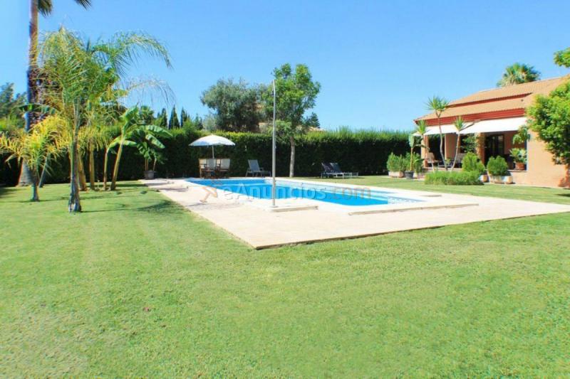 Adosado en venta en Calle Almeria, Aznalcazar