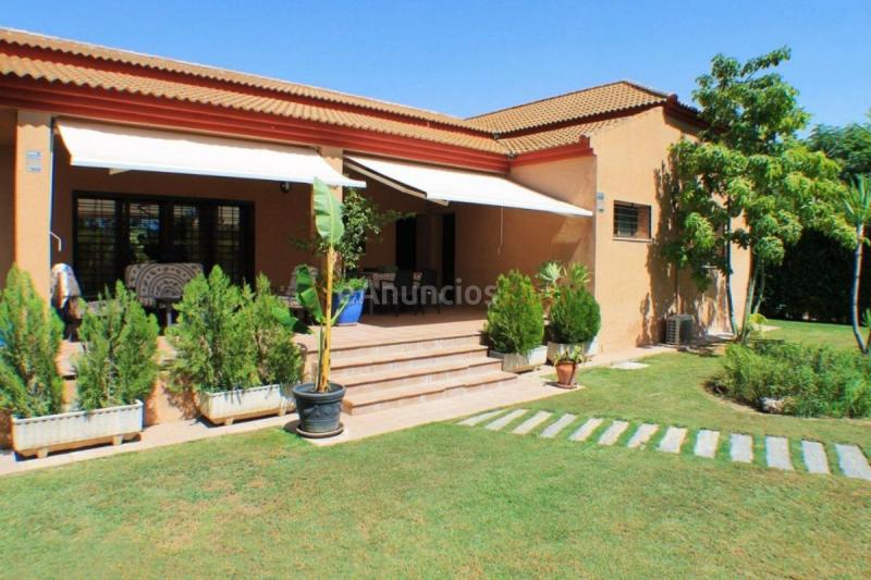 Adosado en venta en Calle Almeria, Aznalcazar