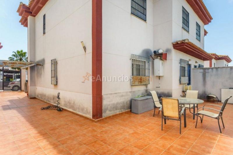 Casa en venta en Calle Pepe Valencia, Castilleja de la Cuesta