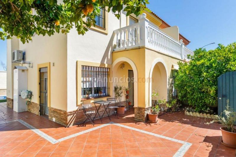 Casa en venta en Calle Infanta Elena, Espartinas Pueblo, Espartinas