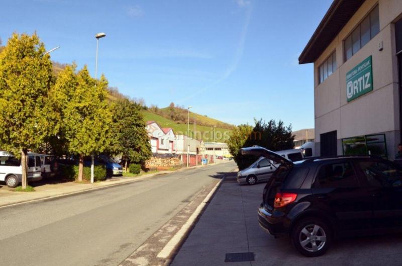 Edificio en alquiler en  Leitza