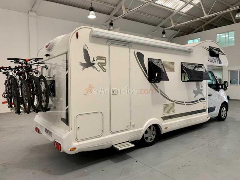 Renault Master Minibus Autocaravana Rimor Katamarano 9 - 7 Plazas viajar y dormir