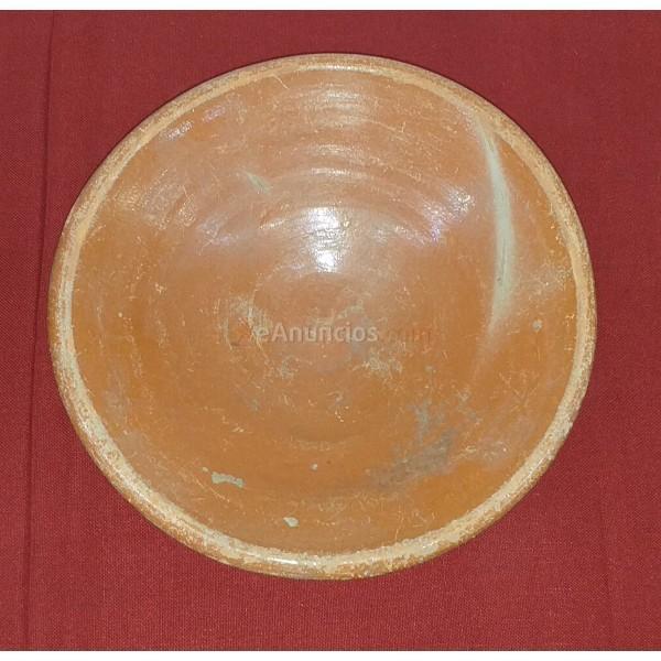 Cuenco de terracota