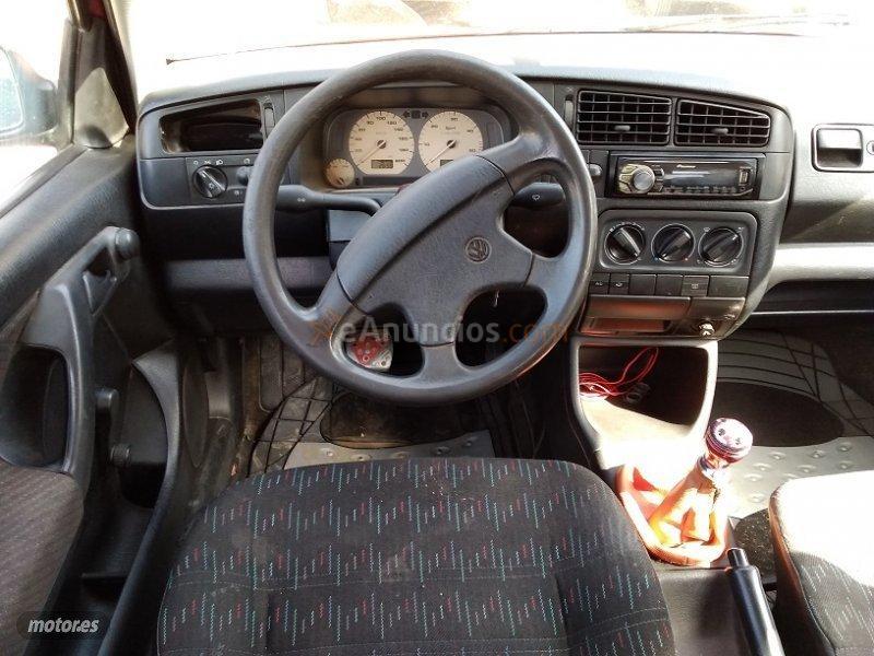 Volkswagen Golf 1.9 DIESEL de 1996 con 260.000 Km por 3.200 EUR. en Murcia