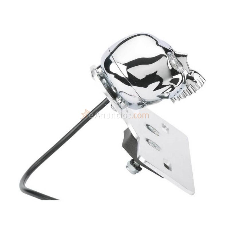 Piloto trasero skull con portamatrículas