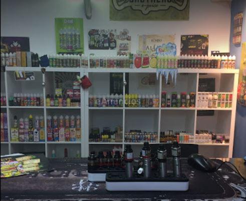 Se TRASPASA tienda de cigarrillos electrónicos