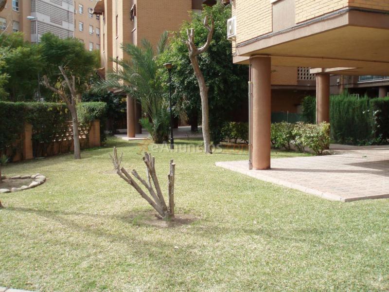 Piso alquiler en urbanización completa