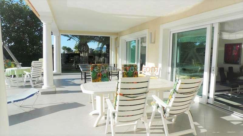 CHALET DE LUJO CERCA DEL MAR