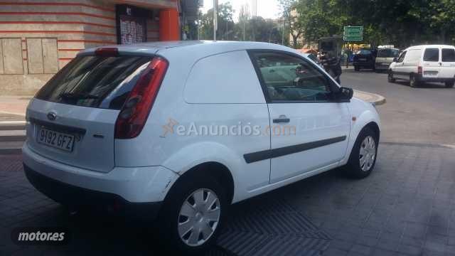 Ford Fiesta 1.6TDCI Sport Sport de 2008 con 326.000 Km por 2.500 EUR. en Madrid