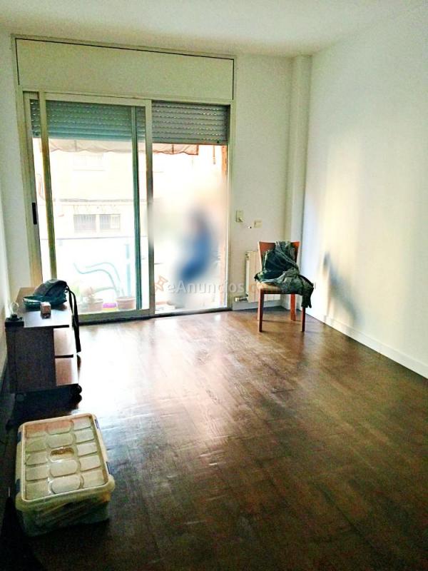 Bcn, montjuic: alquilo piso con piscina y plaza parking