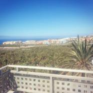 Vivienda muy moderna y adecuatamente distribuida.