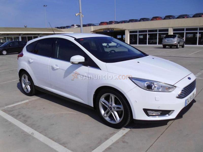Ford Focus TITANIUM 