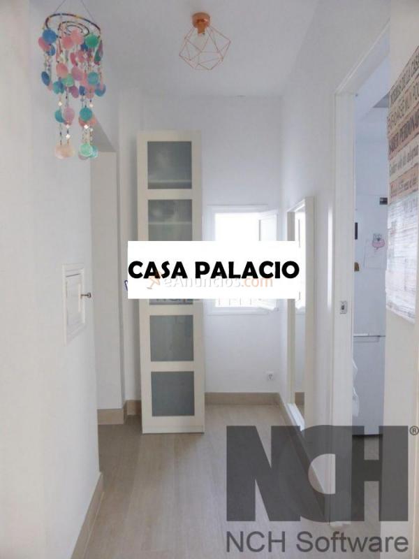 Apartamento céntrico, en una casa palacio reformada.