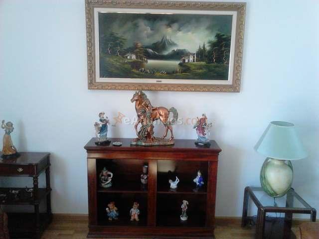 Se alquila piso de 2 dormitorios con ascensor