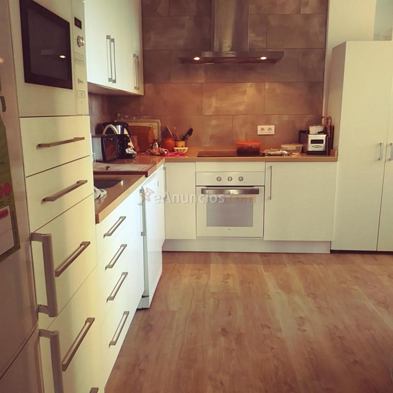 montadores de suelos laminados tarimas flotantes