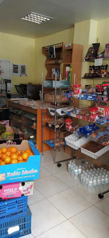 Alquiler local comercial con negocio en activo