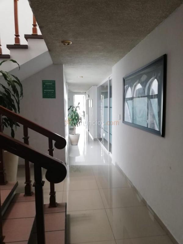 Agradable espacio de oficina cerca de galerias