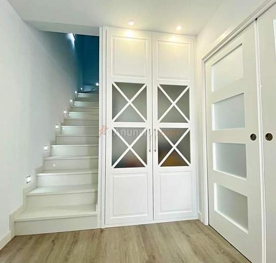 montadores de suelos laminados tarimas y frisos