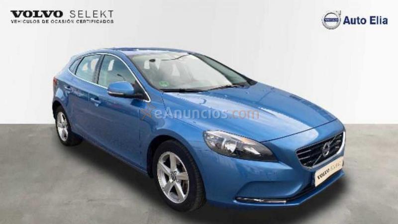 Volvo V40 BERLINA 2.0 D3 MOMENTUM 5P