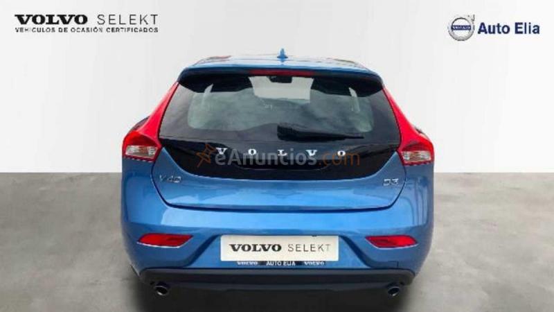 Volvo V40 BERLINA 2.0 D3 MOMENTUM 5P