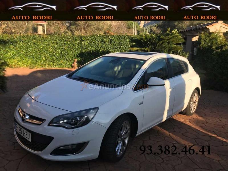 Opel Astra Sedan ESSENCE 