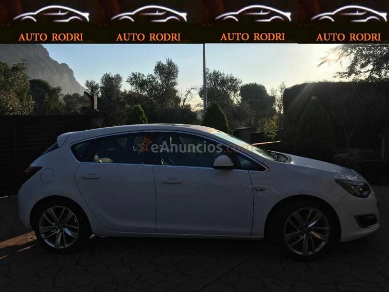 Opel Astra Sedan ESSENCE 