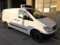 Mercedes Vito FRIGORIFICO Furgon isotermo con aparato de frio marca carrier modelo xarios 200 de congelacion FRC