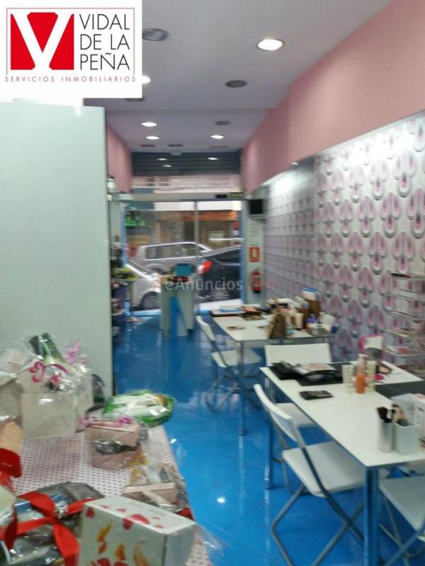 Local Comercial en alquiler en Calle Guevara, Centro - Ayuntamiento, Santander