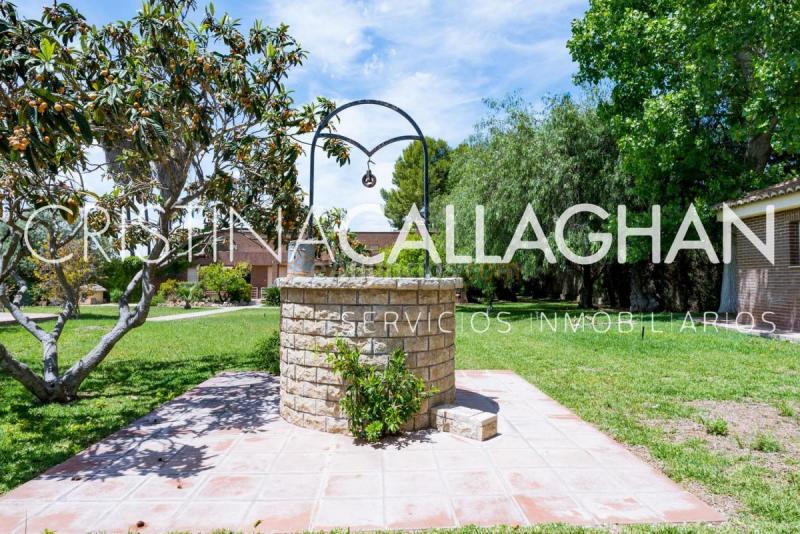 Adosado en venta en  BEHOVIA, El Carme-Sant Agustí-Bonavista, L'Eliana