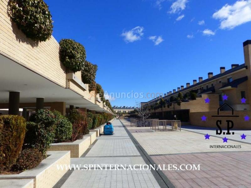 Adosado en venta en  Zona Prado de Somosaguas - La Finca, Pozuelo de Alarcón