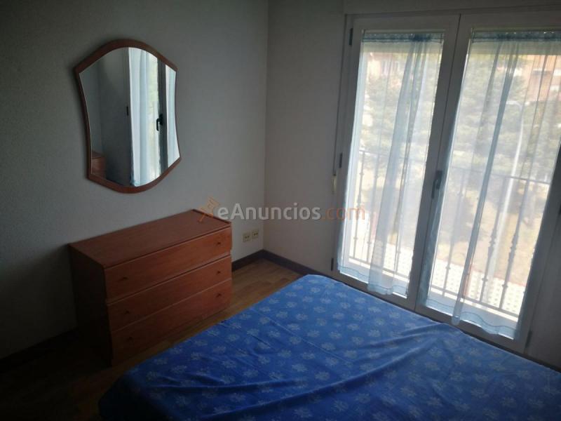 Apartamento en venta en Calle Madrigal de las Altas Torres, Santo Tomás, Ávila