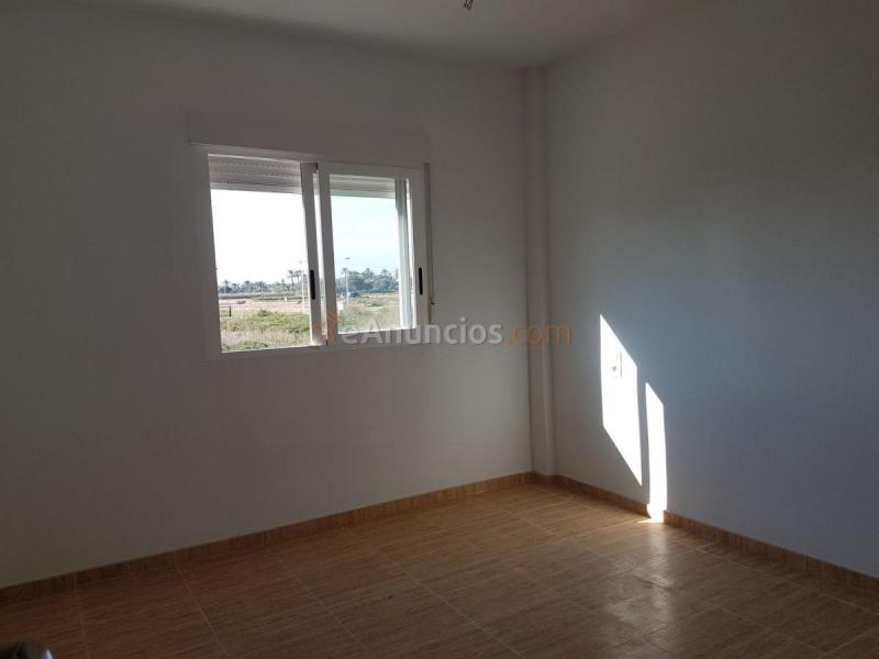 Apartamento en venta en Calle REINO UNIDO, La Marina, Elche  Elx