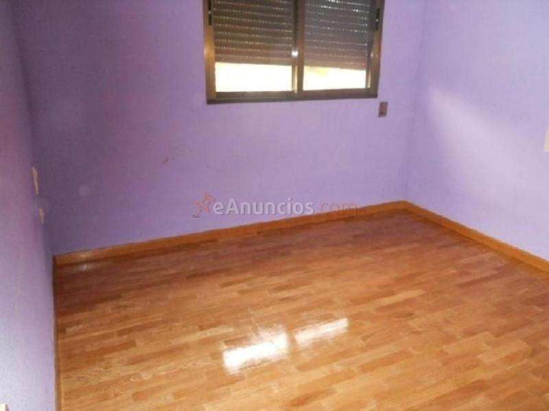 Adosado en venta en  Entrepinos, L'Eliana