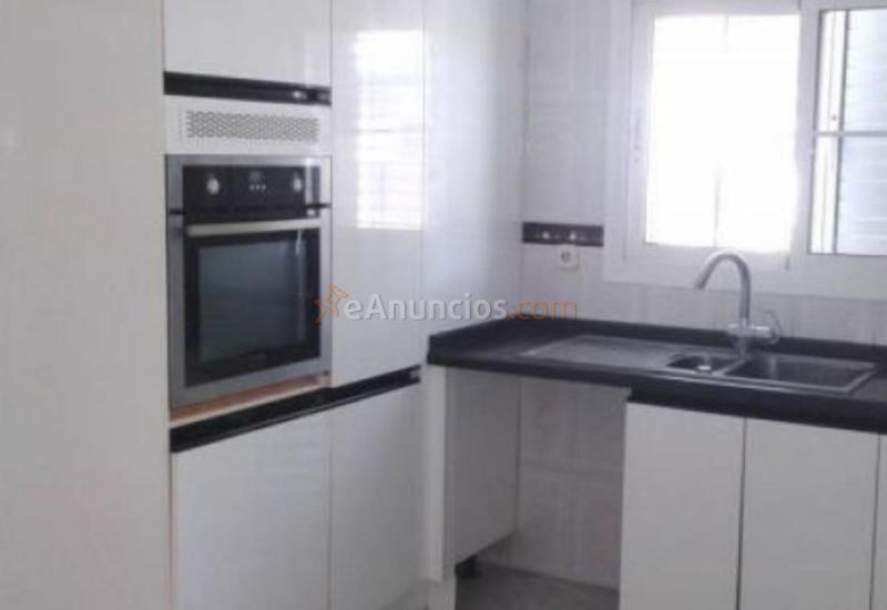 Adosado en venta en  El Carme-Sant Agustí-Bonavista, L'Eliana