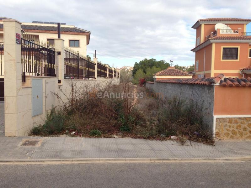 Parcela Rustica en venta en  Calle de los Pirineos, Orihuela Costa, Orihuela